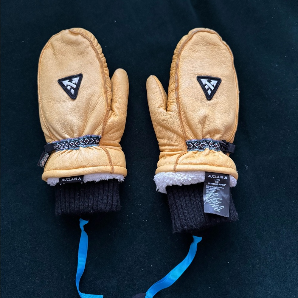 Auclair Oh My Dear leather ski mittens